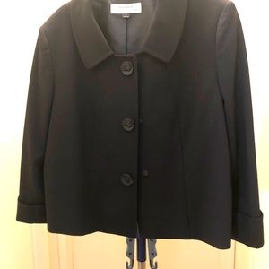 Tahari black blazer